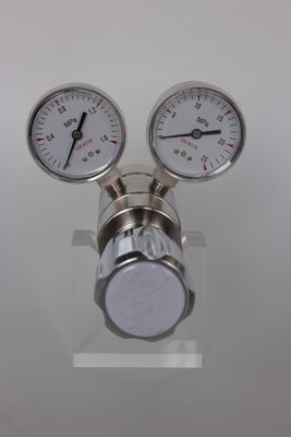고압 실험실 스테인리스 스틸 산소 조절기 듀얼 스테이지 W21.8 G5/8