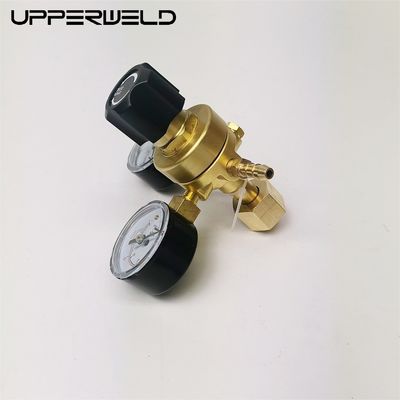 UPPERWELD 전문 용접용으로 설계된 듀얼 스테이지 산소 조절기